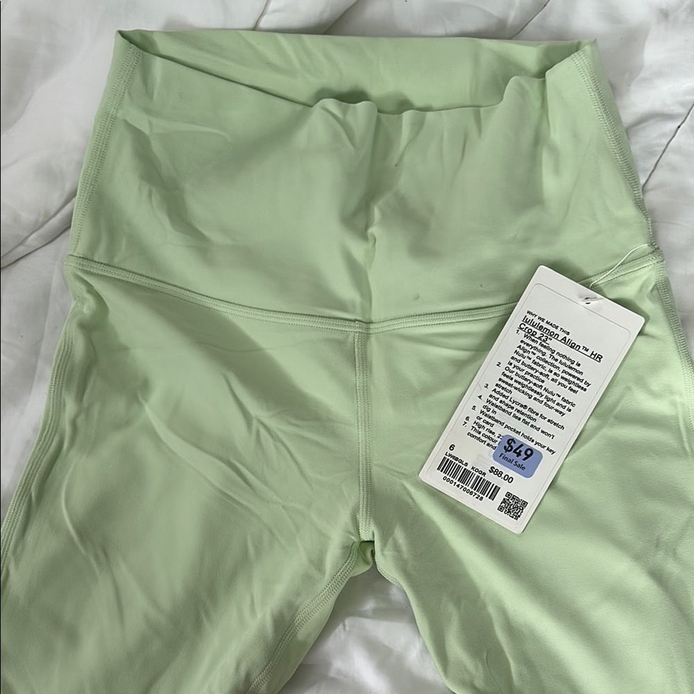 Lululemon align high rise crop in mint green NWT